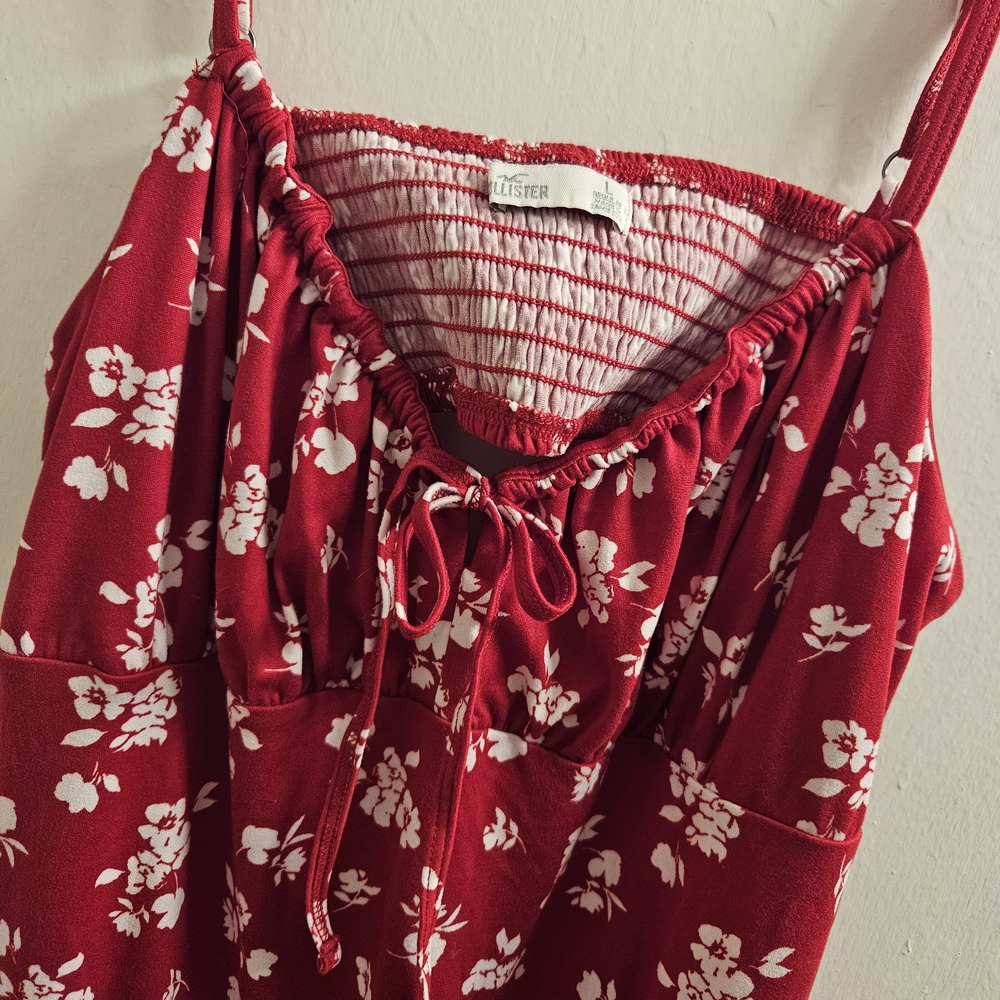 Hollister Red and White Floral Dress
